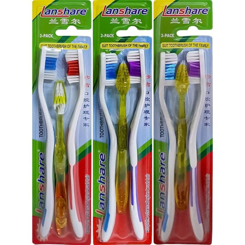 Набор зубных щеток на блистере 3шт (2 взрослые + 1 детская)
