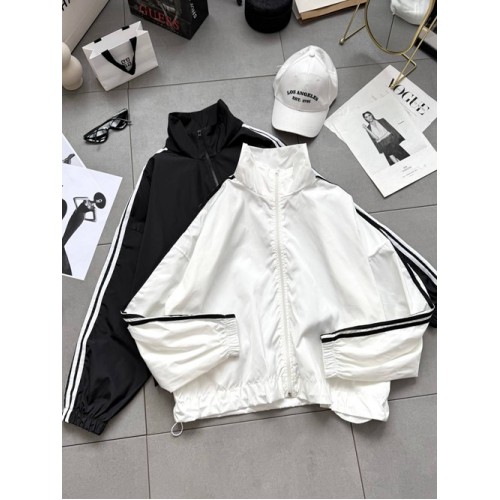 Ветрівка з плащівки OVERSIZE, р.42-50, ніз на затяжках, з кишенями