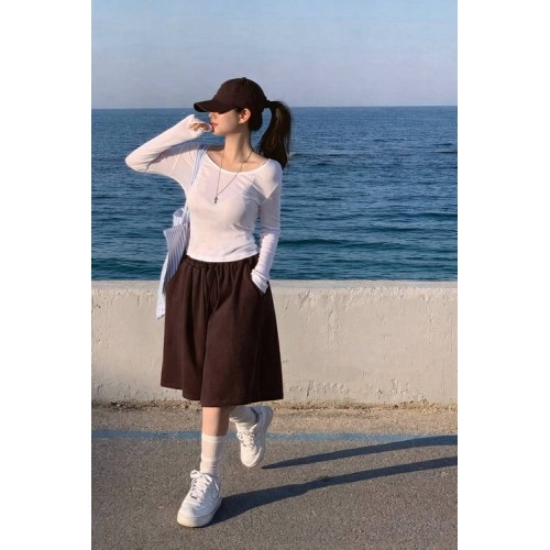 Женские удлиненные шорты в стиле oversize